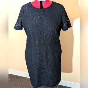 Joe Fresh| NWT Black Lace Midi Short Sleeved Dress  Zippered Back